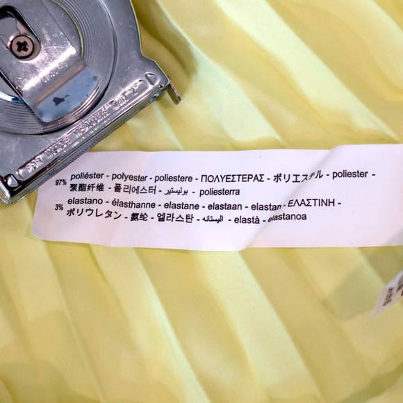 NWT Zara long yellow pleated skirt size XS - Picture 8 of 11